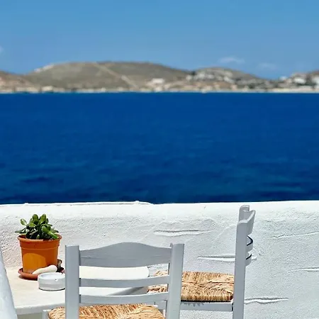Nostos * Parikia (Paros)
